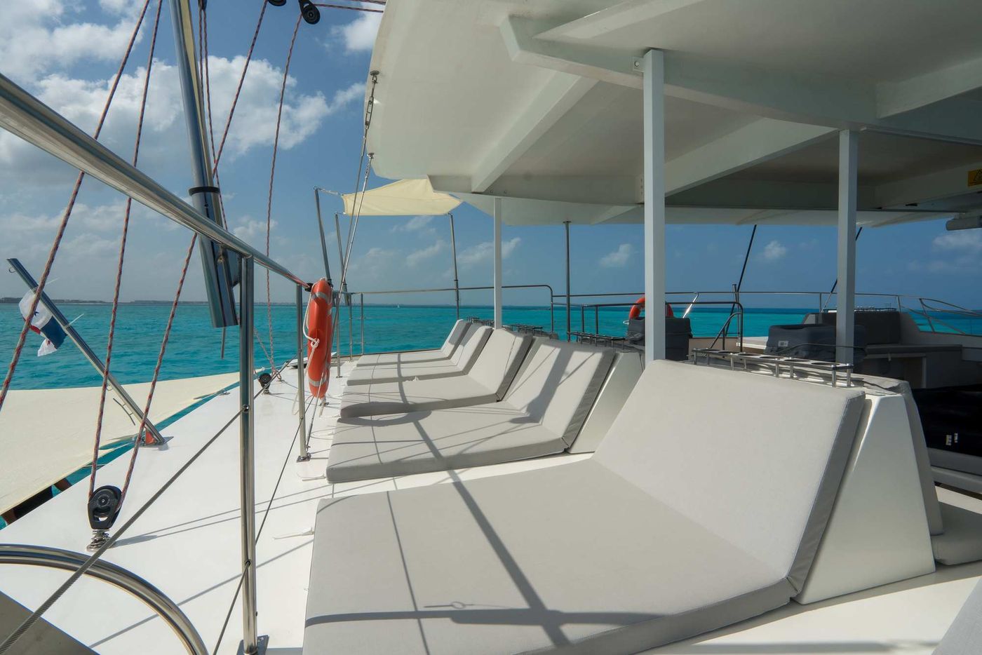 Mayey catamaran sunset Cancun