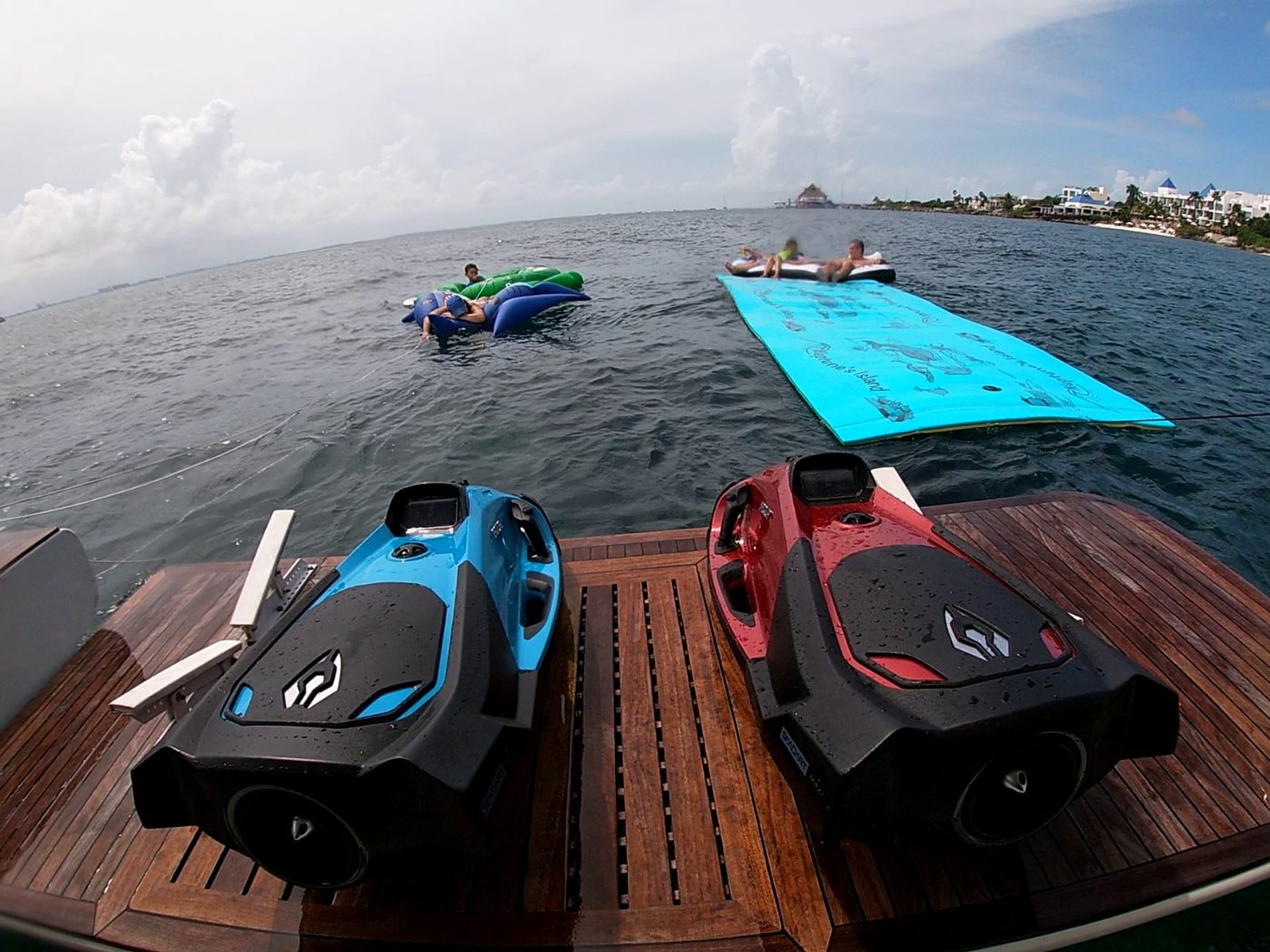 Snorkel scooter Cancun yacht