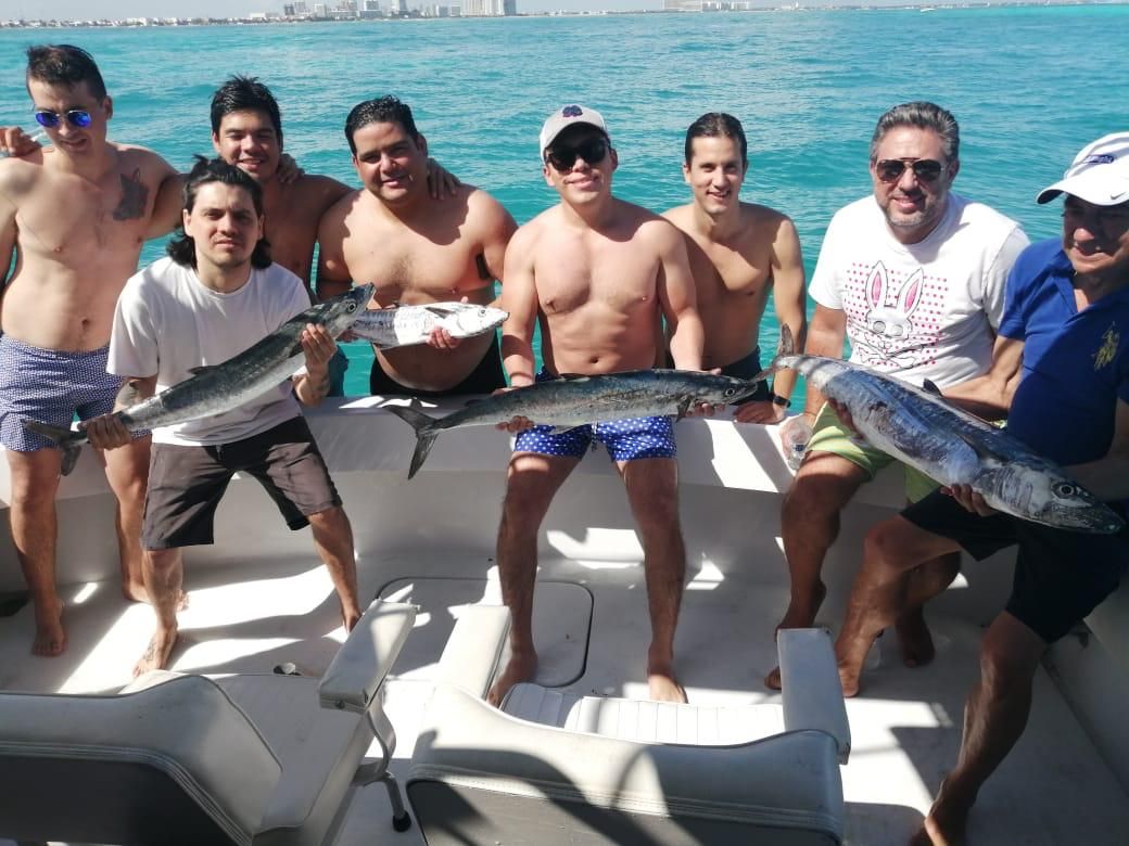 Chris Craft 37 Fishing Boat in Cancun & Isla Mujeres