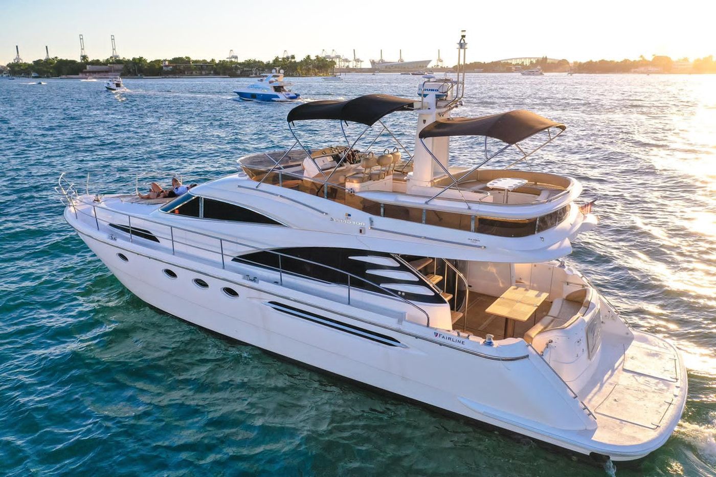 Fairline 68 Luxury Yacht at Playa Mujeres
