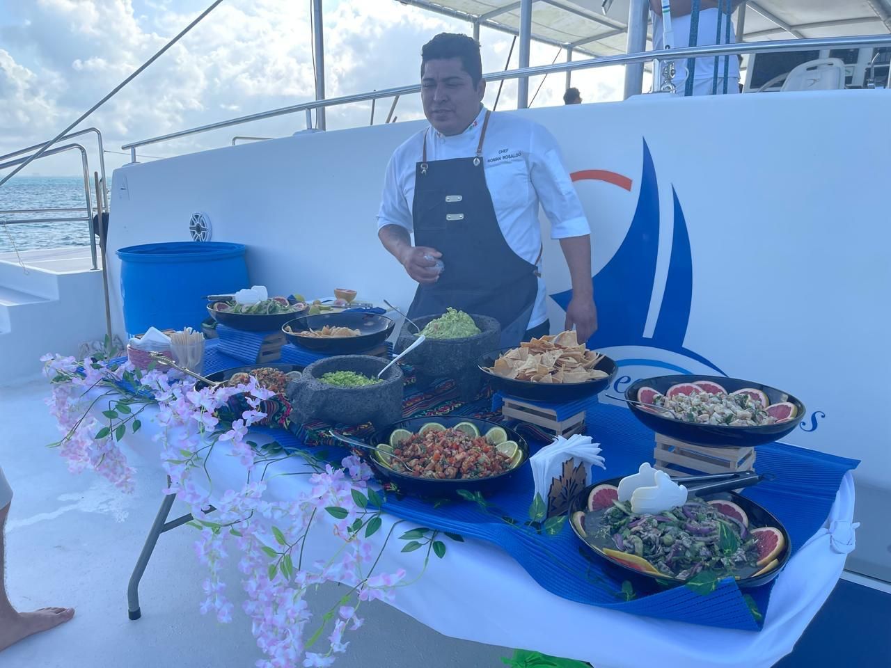 Large Catamaran at Isla Mujeres for 150 People